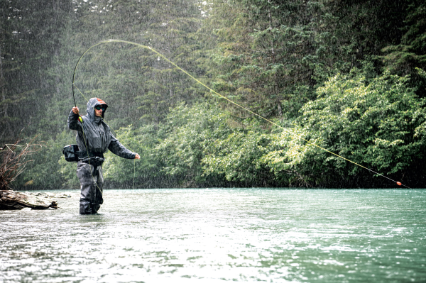 Simms G4 PRO Wading Jacket Action Simms G4 PRO Wading Jacket Action